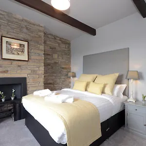 https://the-alma-inn.yorkshirehotels.net